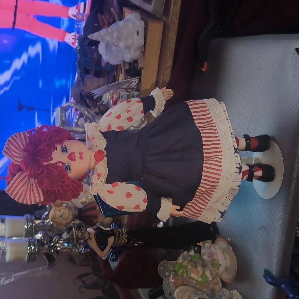 AVAILABLE - Seymore Mann American Sweethearts Ann Porcelain Doll 14.5" Tall.